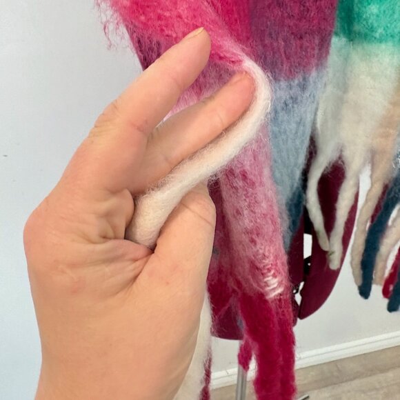 Ricki's Chunky Fringe Blue Pink Plaid Green Fluffy Oversized Scarf - Picture 4 of 7